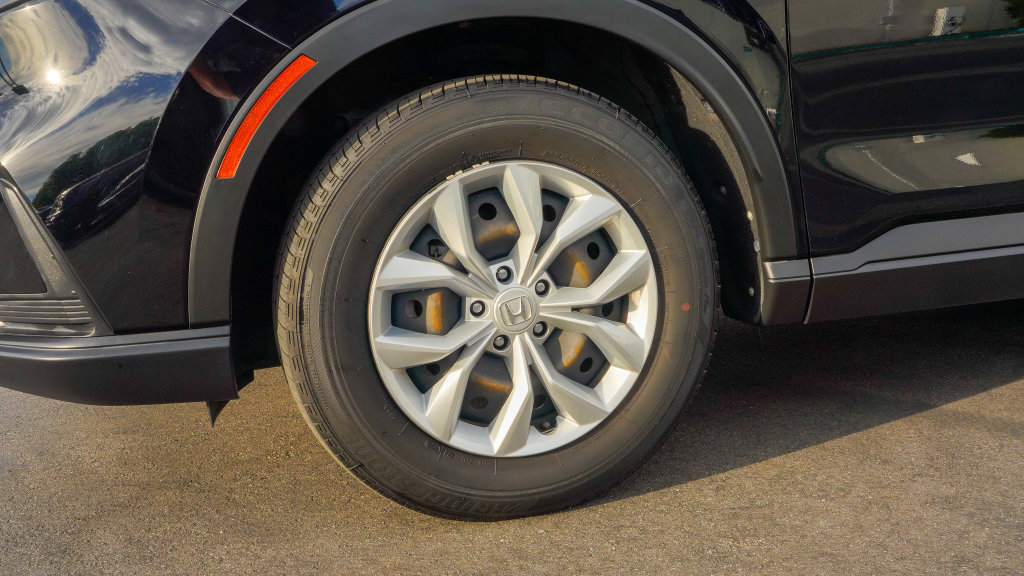 Used 2024 Honda CR-V LX image 9