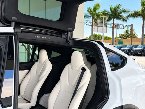 Used 2023 Tesla Model X Plaid AWD/4WD image 9