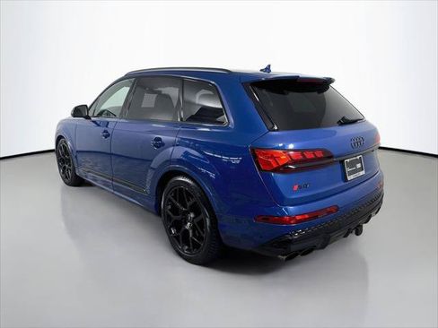 Certified 2025 Audi SQ7 Prestige AWD/4WD image 3