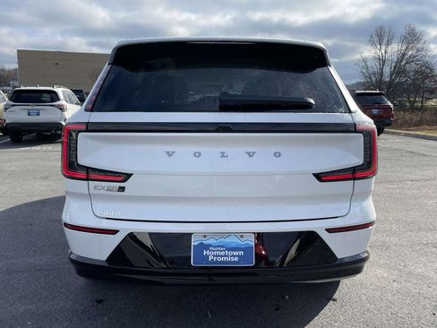 New 2025 Volvo EX90 Ultra w/ Protection Package Premier image 22