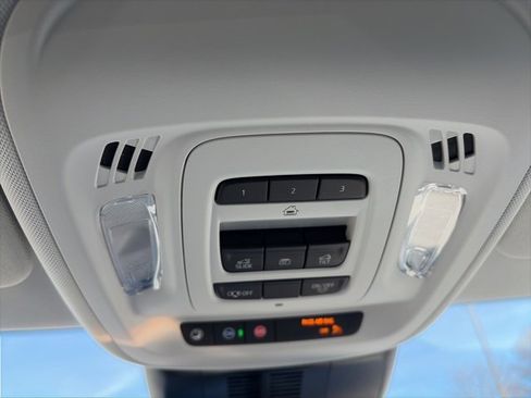 New 2026 Buick Envision Avenir image 25