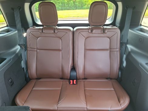 Used 2025 Lincoln Aviator Reserve w/ Equipment Group 201A AWD/4WD image 40