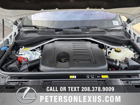 Used 2023 Land Rover Range Rover Long Wheelbase SE image 10