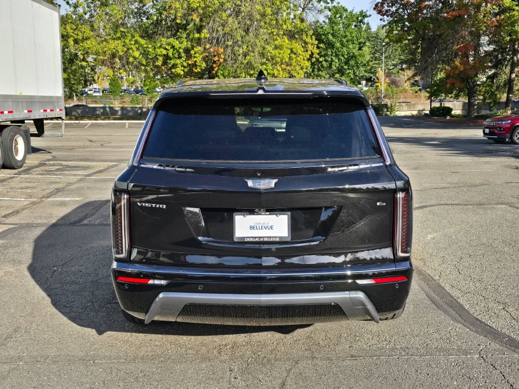 New 2027 Cadillac Vistiq Luxury AWD/4WD image 4