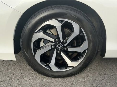 Used 2017 Honda Accord EX-L image 4