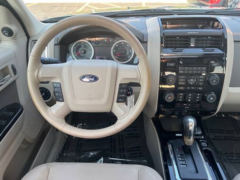 Used 2011 Ford Escape Limited AWD/4WD image 32