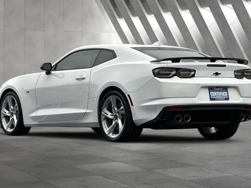 Used 2022 Chevrolet Camaro SS RWD image 6