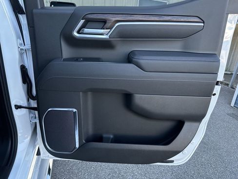 New 2026 GMC Sierra 1500 SLT w/ SLT Premium Plus Package image 35