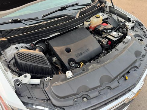 Used 2018 Chevrolet Traverse LS FWD image 26