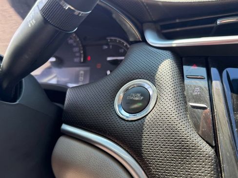 Used 2017 Cadillac XTS Luxury FWD image 17