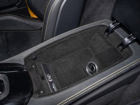 Used 2018 Mercedes-Benz AMG GT R image 24