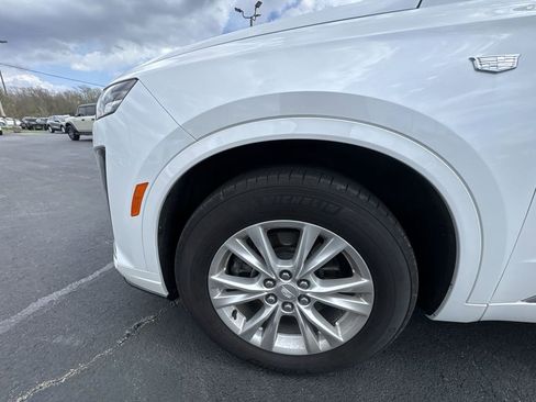 Used 2024 Cadillac XT6 Luxury w/ LPO, Floor Liner Package AWD/4WD image 10