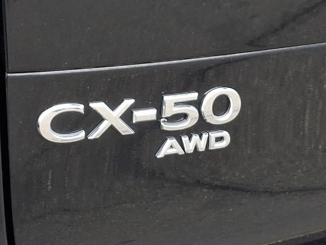 Used 2025 MAZDA CX-50 AWD 2.5 S w/ Premium Package image 32
