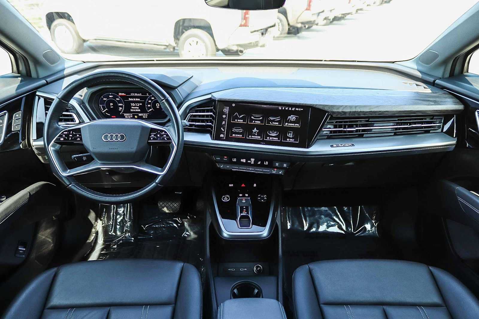 Used 2023 Audi Q4 e-tron Premium w/ Convenience Package RWD image 16