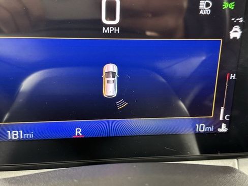 New 2025 Chevrolet Trax LT w/ Driver Confidence Package image 27