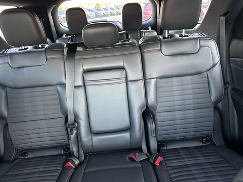 Certified 2025 Ford Explorer ST-Line image 54