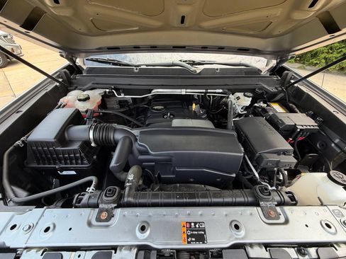 Used 2021 Chevrolet Colorado W/T RWD image 34
