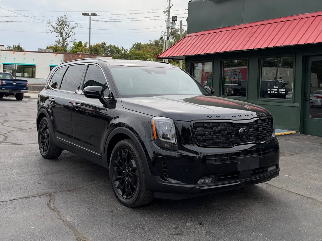 Used 2021 Kia Telluride SX w/ Nightfall Edition Package AWD/4WD image 3
