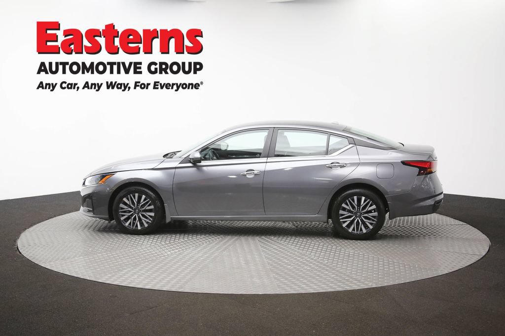 Used 2023 Nissan Altima 2.5 SV AWD/4WD image 61