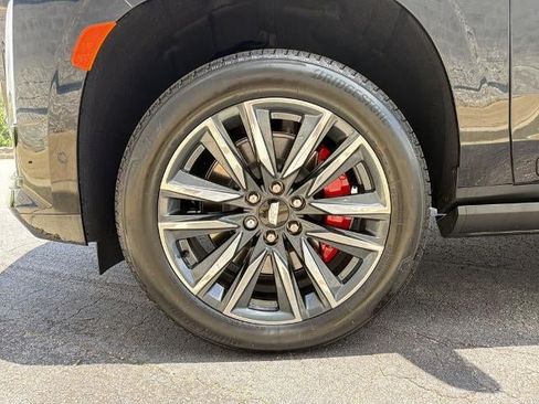 Used 2024 Cadillac Escalade Sport Platinum AWD/4WD image 12