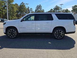 New 2026 Chevrolet Suburban RST w/ Comfort Package AWD/4WD video 2