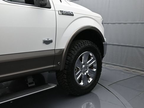 Used 2018 Ford F150 King Ranch w/ Equipment Group 601A Luxury AWD/4WD image 49