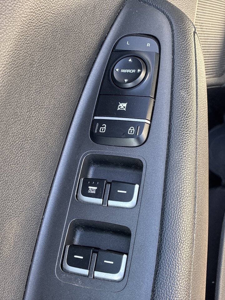 Used 2016 Kia Optima LX FWD image 29
