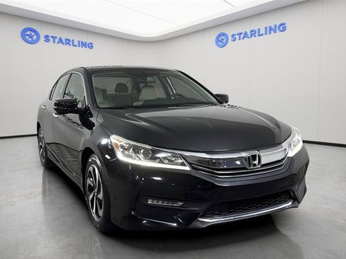 Used 2017 Honda Accord EX-L image 14