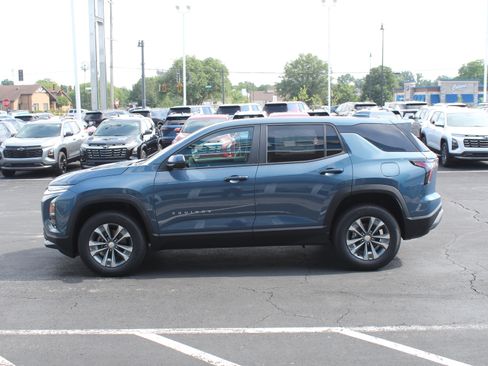 New 2027 Chevrolet Equinox LT w/ Convenience Package II AWD/4WD image 6