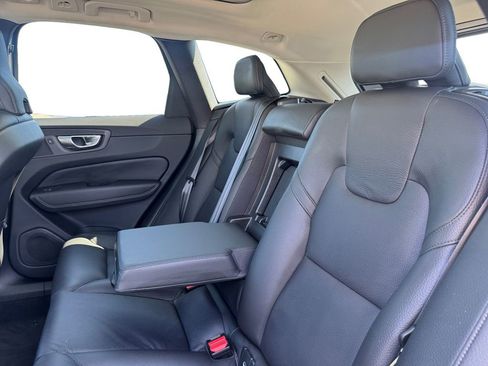 Certified 2024 Volvo XC60 B5 Plus w/ Protection Package Premier AWD/4WD image 25