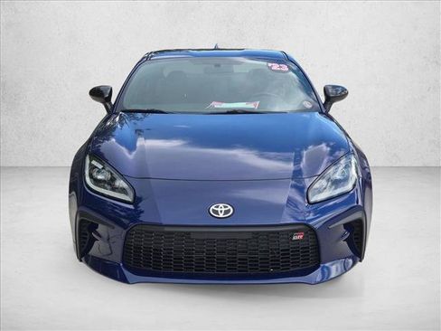 Used 2023 Toyota GR86 RWD image 2