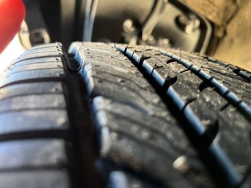 Used 2019 Toyota Prius L Eco image 22