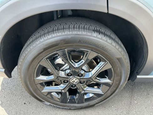 Used 2025 Honda HR-V Sport image 19