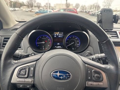 Used 2016 Subaru Outback 2.5i Limited image 7