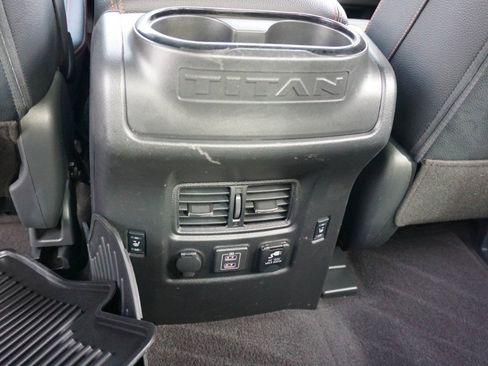 Used 2023 Nissan Titan PRO-4X w/ Pro-4x Convenience Package image 32