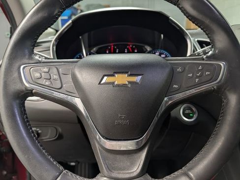 Used 2019 Chevrolet Equinox LT FWD image 19