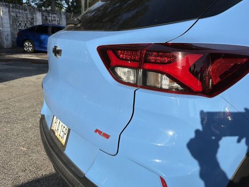 Certified 2023 Chevrolet TrailBlazer RS w/ Sun and Liftgate Package image 7