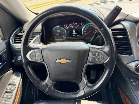 Used 2019 Chevrolet Suburban Premier AWD/4WD image 20