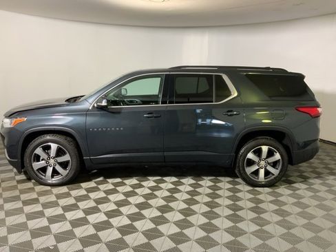 Used 2019 Chevrolet Traverse LT w/ LT Premium Package image 8