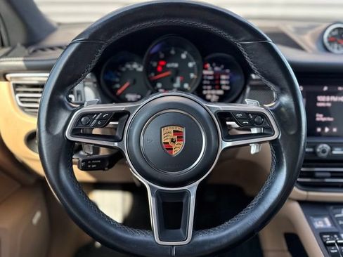 Used 2021 Porsche Macan GTS AWD/4WD image 19