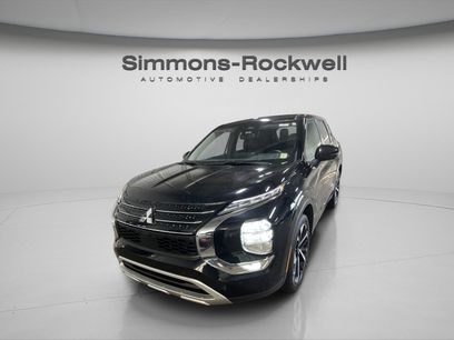 Used 2024 Mitsubishi Outlander SE