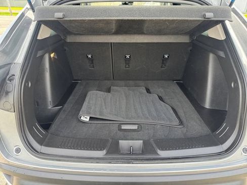 Certified 2024 Chevrolet Trax LT FWD image 19
