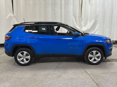 Used 2018 Jeep Compass Latitude w/ Popular Equipment Group image 6