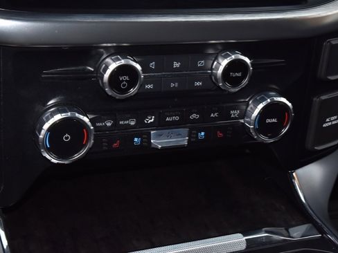 Used 2023 Ford F150 Lariat w/ Equipment Group 502A High image 29