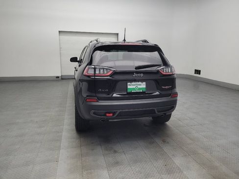 Used 2022 Jeep Cherokee Trailhawk image 6