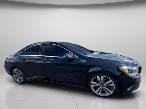 Used 2019 Mercedes-Benz CLA 250 4MATIC image 9