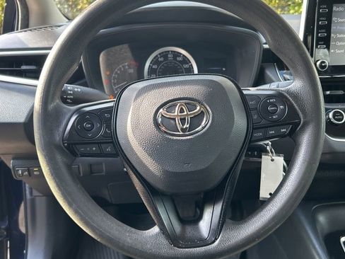 Used 2020 Toyota Corolla LE image 30