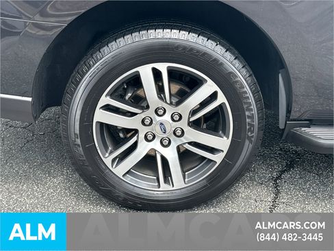 Used 2024 Ford Expedition XLT RWD image 20