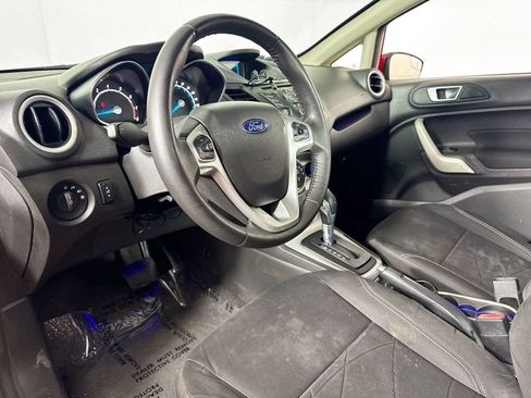 Used 2015 Ford Fiesta SE FWD image 9