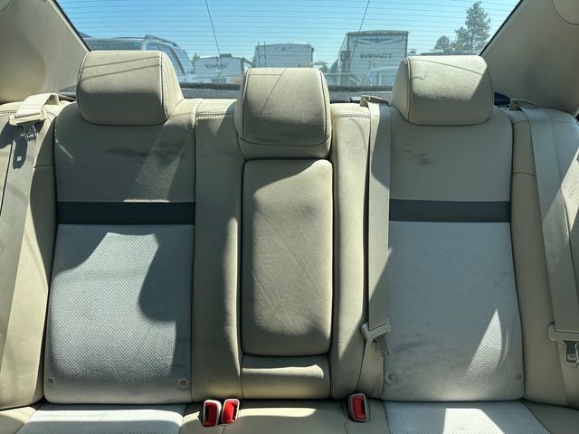 Used 2012 Toyota Camry XLE w/ Leather Pkg FWD image 13